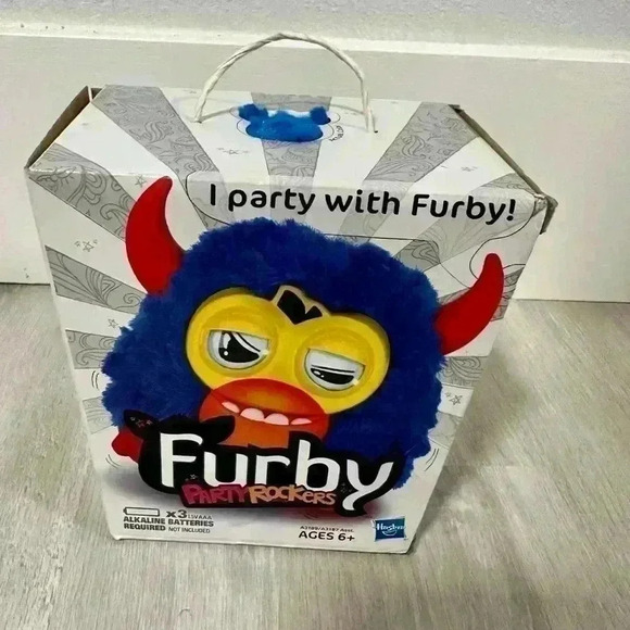 FURBY PARTY ROCKERS LIGHT BLUE IN ORIGINAL BOX - Picture 5 of 7